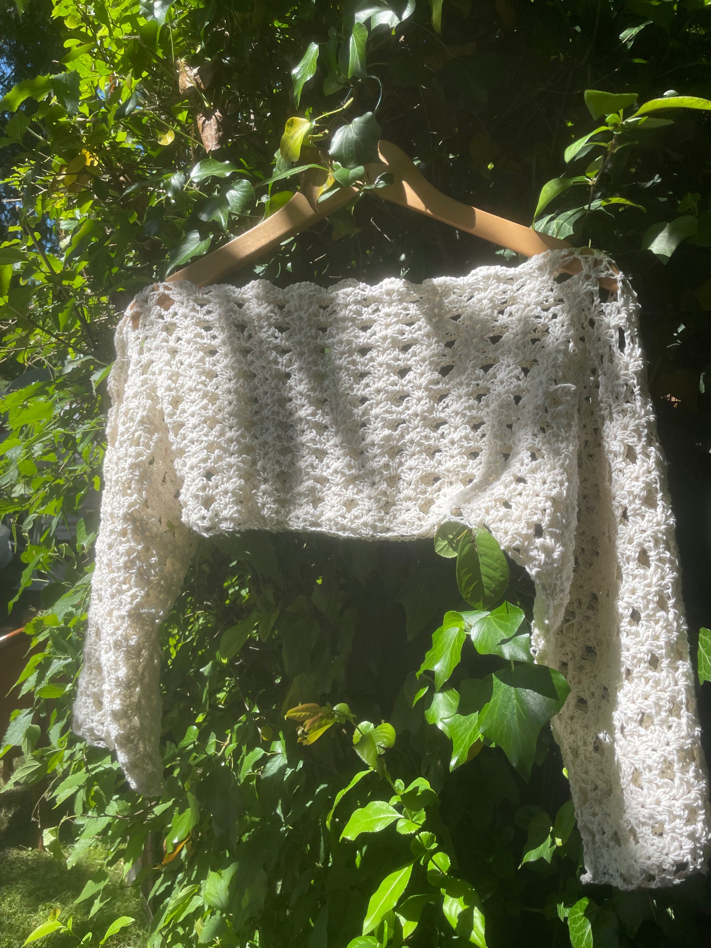 Copri spalle traforato - Lab.knitandcrochet