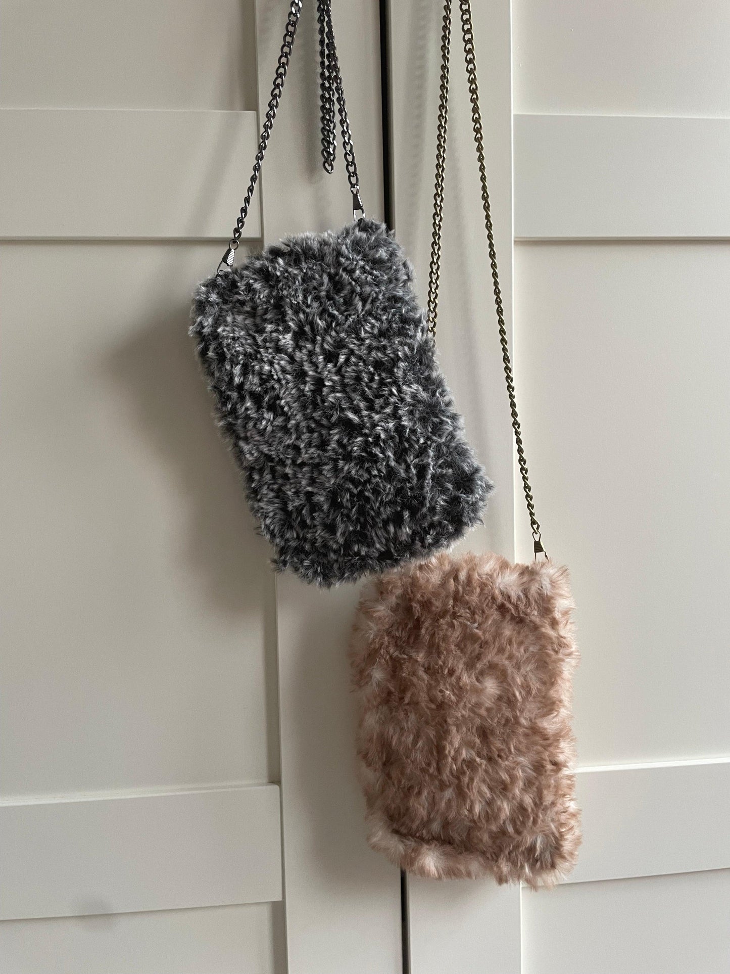 Pochette porta cellulare Teddy - Lab.knitandcrochet