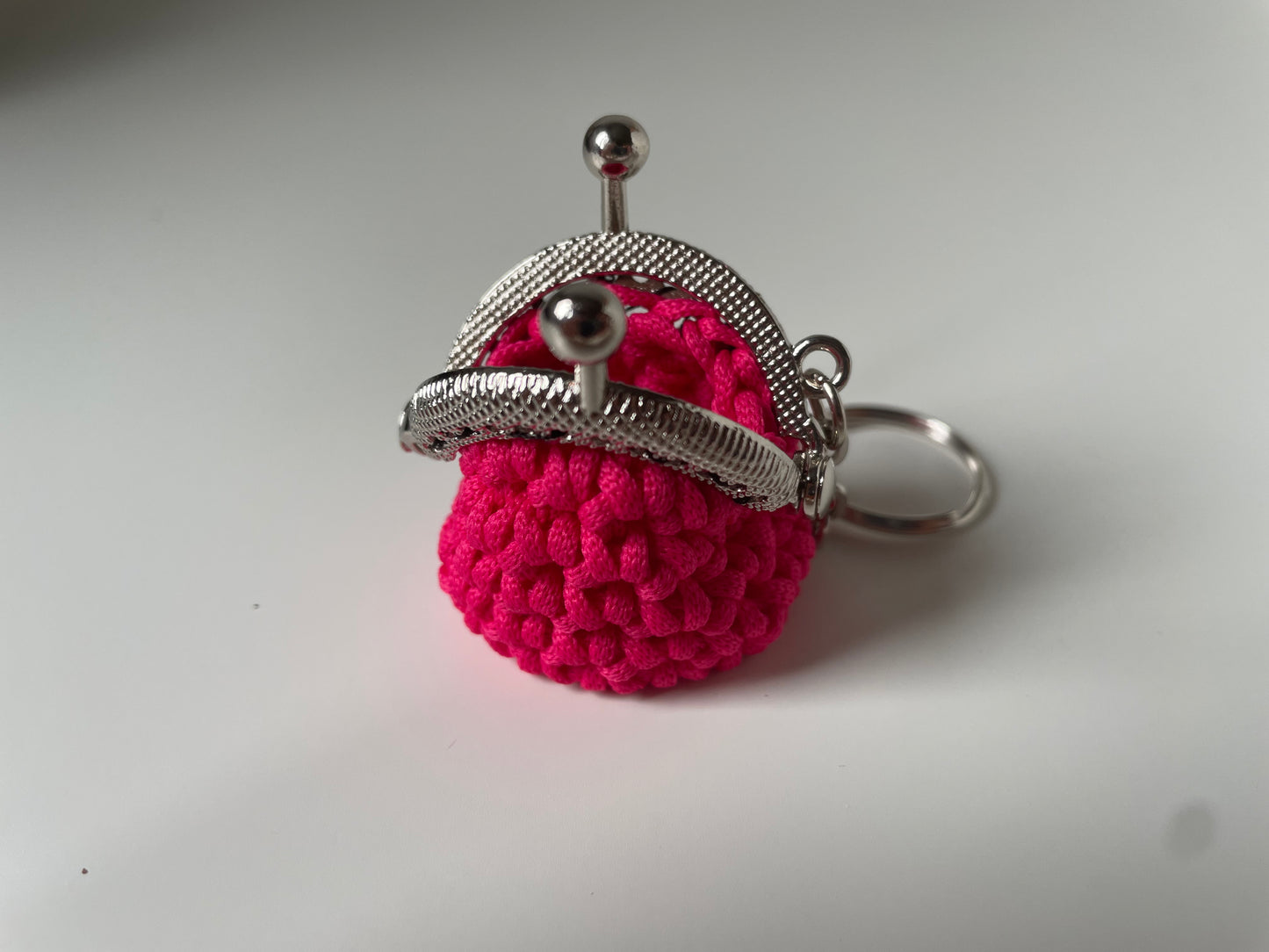 Portachiavi Paris - Lab.knitandcrochet